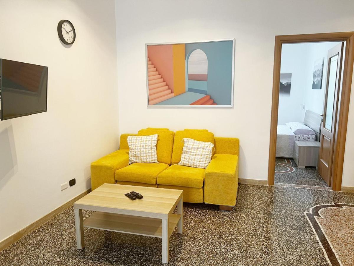 Apartamento Kello'S House Savona Exterior foto